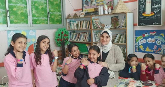 "نجيب محفوظ" بالألوان والحكايات فى المدارس والإسكان البديل