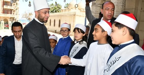 وزير الأوقاف يتفقد تطوير ساحة مسجد أبو العباس بالإسكندرية