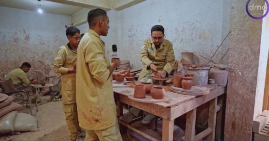التليفزيون هذا المساء.. "مصر تستطيع" تخوض تجربة تعلم صناعة الفخار