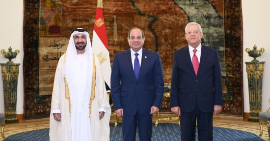 خلال استقباله محمد اليماحى.. الرئيس السيسى يشدد على ضرورة التكاتف للحفاظ على مصالح الأمة العربية ومقدرات شعوبها.. ويؤكد: البرلمان العربى منصة للحوار لتعزيز مصالح الشعوب العربية.. وندعم جهوده فى تحقيق أهدافه
