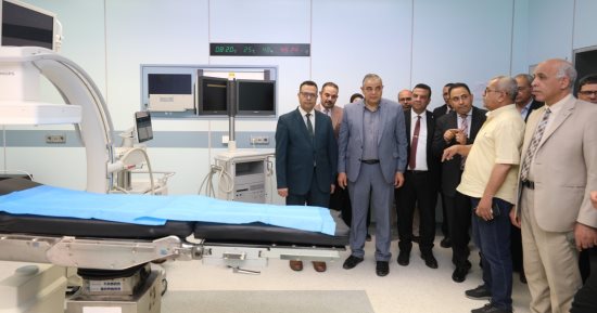 رئيس جامعة كفر الشيخ يفتتح وحدة الأشعة التداخلية بالمستشفى الجامعى.. صور