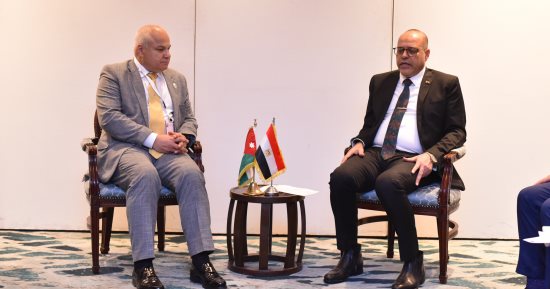 وزير العمل يبحث مع نظيره الأردني توفير فرص للعمالة المصرية