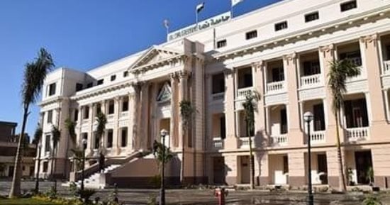 فتح باب تسجيل المقررات الدراسية للمتخلفين عن التسجيل بتجارة بنها