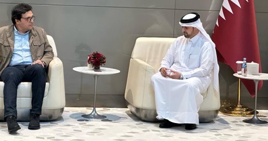 وزير الثقافة يصل إلى الدوحة للمشاركة في فعاليات "قطر تبدع 2025"