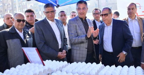 بشرى سارة للمواطنين.. وزير التموين يقرر تخفيض أسعار الدواجن المجمدة والبيض بمنافذ المجمعات الاستهلاكية تنفيذا لتوجيهات القيادة السياسية.. وطرح طبق البيض بـ120 جنيها بدلا من 150 والدواجن المجمدة بـ 125 للكيلو