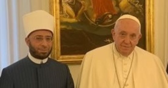 وزير الأوقاف ينعي بابا الفاتيكان..ويؤكد: رمز الإنسانية والسلام