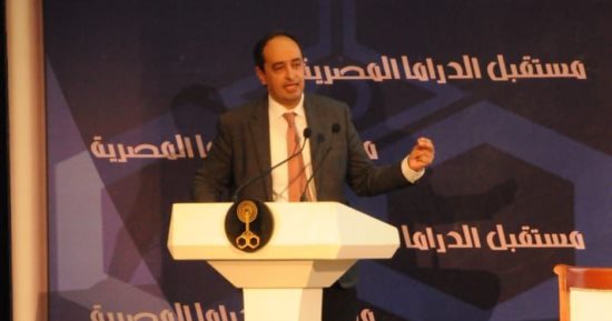 مدير صندوق مكافحة الإدمان يستعرض نتائج تحليل مشاهد التدخين والمخدرات بدراما رمضان