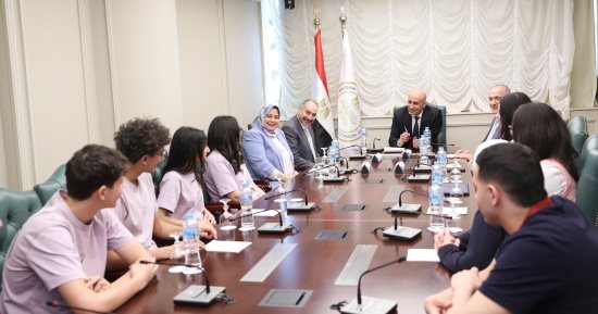 وزير التعليم لطلاب مدارس النيل: البرمجة ركيزة أساسية لسوق العمل الحديث