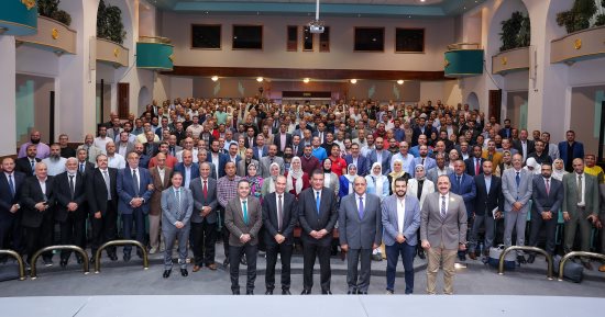 وزارة التضامن: مغادرة أول أفواج حجاج الجمعيات للأراضى المقدسة 18مايو