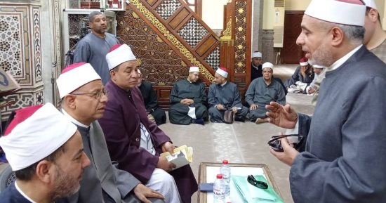 وكيل وزارة الأوقاف بسوهاج يلتقى بالأئمة للاستماع لمطالبهم