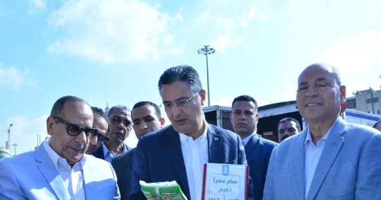 طرح كميات كبيرة من السكر الحر بمنافذ المجمعات الاستهلاكية.. اعرف الأسعار