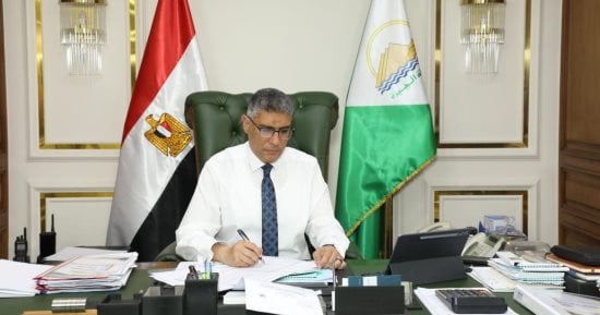 محافظ الجيزة يعتمد حركة تغييرات لـ 48 قيادة محلية بالمراكز والمدن