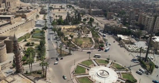 محافظ القاهرة: اكتشاف أجزاء من سور القاهرة القديم خلال تطوير ميدان السيدة عائشة
