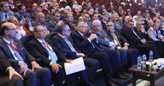 وزير التعليم العالى ورئيس جامعة عين شمس يشهدان المؤتمر الأول للمستشفيات الجامعية
