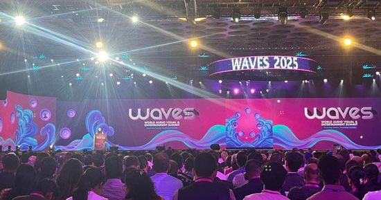 وزير الثقافة يصل مومباي للمشاركة في قمة WAVES العالمية بحضور 10 آلاف مبدع