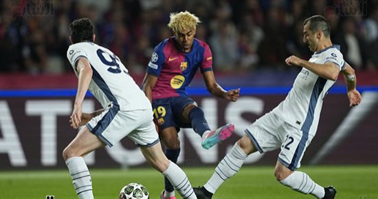 برشلونة وإنتر ميلان يتعادلان في قمة مجنونة بدوري أبطال أوروبا