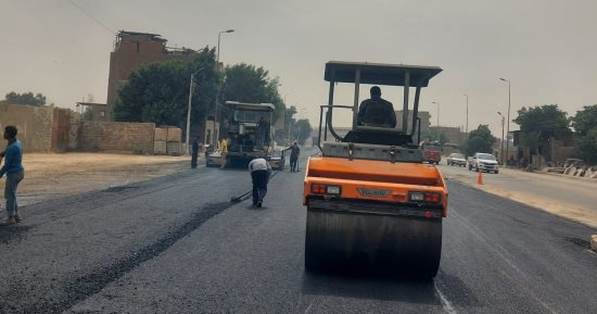محافظ الجيزة: رصف طرق الجمهورية والسلخانة بالعياط وعرب أبو ساعد والودى بالصف