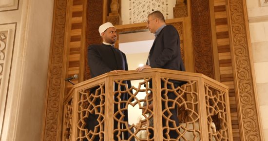 "واحد من الناس" يبث الحلقة اليوم من مسجد السيدة نفيسة على قناة الحياة