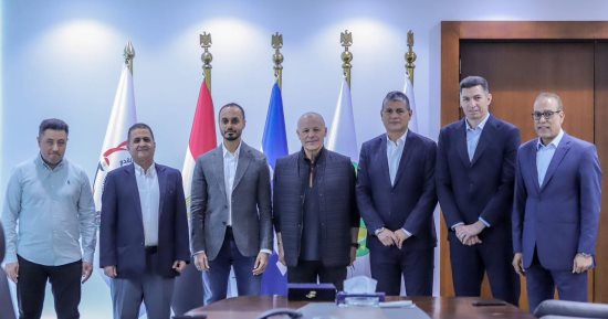 أبو ريدة يرحب بوفد لجنة الحكام الإماراتيين