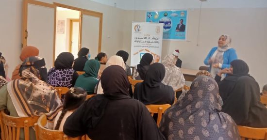 القومي للمرأة بالإسماعيلية ينفذ ندوات توعوية بقرى القنطرة غرب وأبو صوير