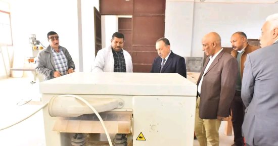 فرص ذهبية بالمجان.. مركز التدريب المهنى فى أسيوط يؤهلك لسوق العمل بشهادة معتمدة.. دورات فى صيانة المحمول والتكييف والنجارة والكهرباء.. وكيل وزارة العمل: نطبق أعلى المعايير ونستهدف تعزيز مهارات الشباب
