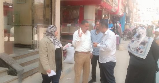 محافظ المنيا: تيسيرات جديدة للراغبين فى ترخيص محالهم التجارية ولا تهاون مع المخالفين
