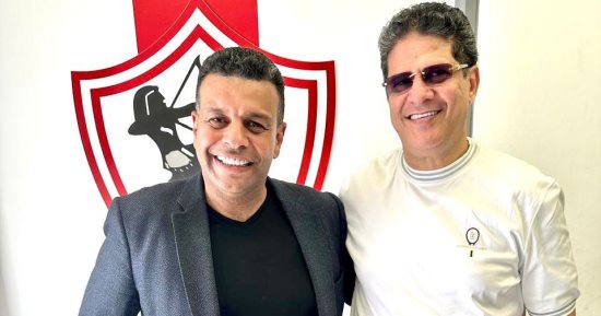 شاهد أول ظهور لأيمن الرمادي داخل الزمالك بعد توقيع عقد توليه قيادة الفريق