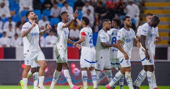 الرائد ضد الهلال.. الزعيم يتقدم 2-1 في شوط أول مثير بالدوري السعودي