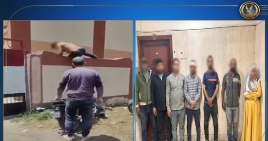 خلاف على طفل السبب.. ضبط شخص تسلق سور مدرسة وروع العاملين بسلاح(فيديو)