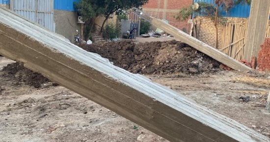 محافظة الجيزة تزيل حالات بناء مخالف بمنطقة المنصورية فى الهرم