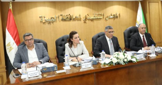 محافظ الجيزة يشدد على الجاهزية الكاملة للجان الامتحانات وتحسين كفاءة المدارس