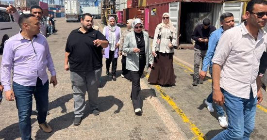 فريق من الرقابة على الصادرات يتفقد فرع الهيئة بالدخيلة لتقليل زمن الإفراج