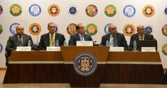 وزير المالية: كل التقدير للتعاون المثمر من الأزهر فى توعية الحجاج