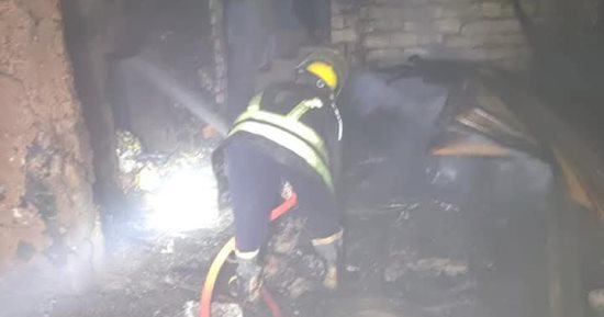 الحماية المدنية تسيطر على حريق اندلع فى ورشة نجارة بمدينة كوم أمبو بأسوان