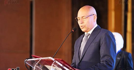 محافظ القاهرة: تمكين ذوى الإعاقة البصرية واجب وطنى وملتزمون بتطوير مدارسهم
