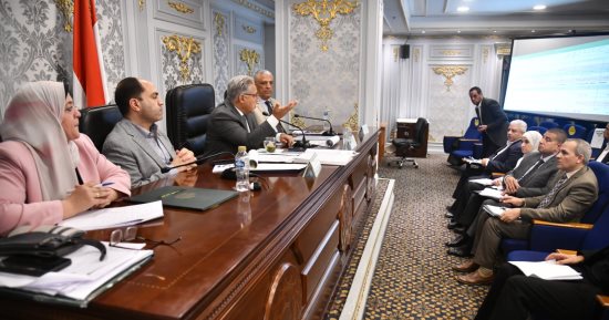 "محلية النواب" تطلب تقريرا عن توزيع 3 مليارات جنيه مخصصة للنظافة بـ4 محافظات
