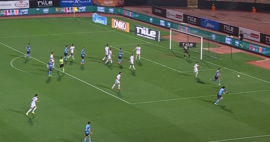 30 دقيقة.. بيراميدز يضغط على الزمالك بعد التقدم بهدف إبراهيم عادل