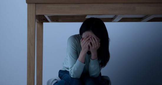 لماذا يشعر البعض بهزات وهمية بعد انتهاء الزلزال؟