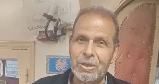 70 سنة فى تفصيل البدل.. حكاية أقدم ترزى فى كفر الشيخ.. فيديو
