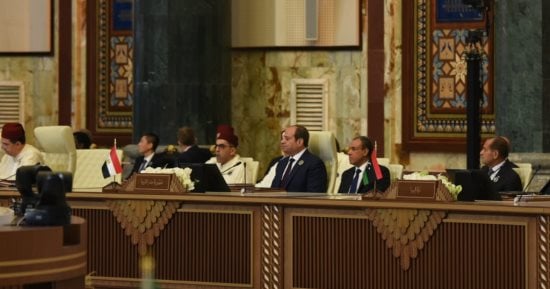 العراق يعلن انطلاق الدورة الـ34 للقمة العربية.. الرئيس العراقى يؤكد موقف بغداد الرافض لتهجير الفلسطينيين.. رئيس الوزراء يعلن تأسيس صندوق للتعافى من الحروب وإعادة الإعمار.. والمساهمة بمبلغ 20 مليون دولار