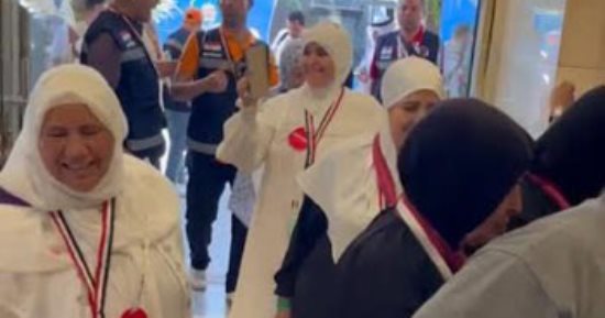 وزيرة التضامن تطمئن على وصول أول أفواج حجاج الجمعيات الأهلية للمدينة المنورة