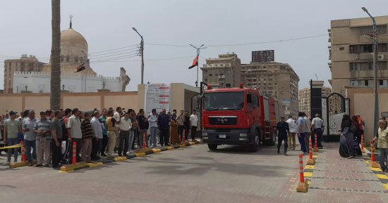 إجراء تجربة محاكاة عملية لإخلاء المواطنين والموظفين بمجلس مدينة كفر الشيخ