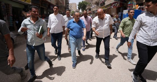 جولة مفاجئة لمحافظ أسيوط على المخابز.. ويوجه باتخاذ إجراءات تجاه المخالفين
