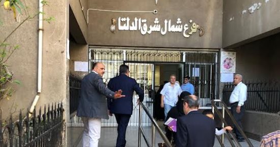 محافظ الدقهلية يجرى زيارة مفاجئة لعيادة التأمين الصحى بالعباسى