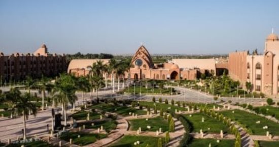 مركز لوجوس البابوى.. الحوار والثقافة والتعليم فى قلب وادى النطرون