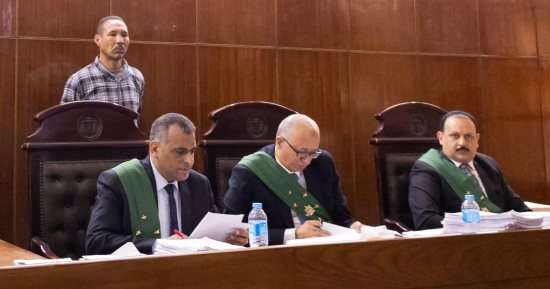 السجن المؤبد لـ4 متهمين بسرقة 38 مليون جنيه من شخص بالإكراه فى سوهاج