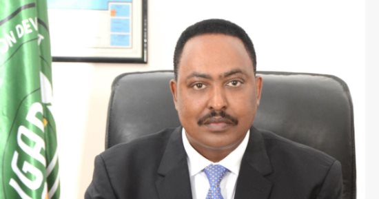 "إيجاد" ترحب بتعيين كامل إدريس رئيسا لوزراء السودان وتجدد دعوتها لوقف إطلاق النار