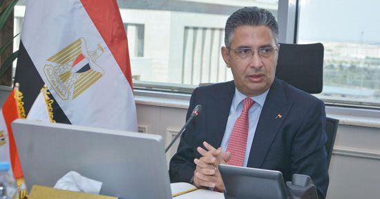 وزير التموين يبحث تطوير شركات المضارب لتوفير الأرز للمواطنين