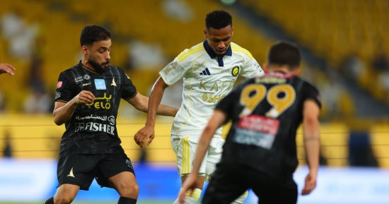 النصر ضد الخليج.. شوط أول سلبي في مواجهة الدوري السعودي
