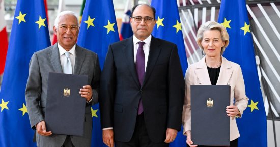 سفير مصر لدى بلجيكا يقدم أوراق اعتماده لرئيس المجلس الأوروبى ورئيسة مفوضية الاتحاد الأوروبى
